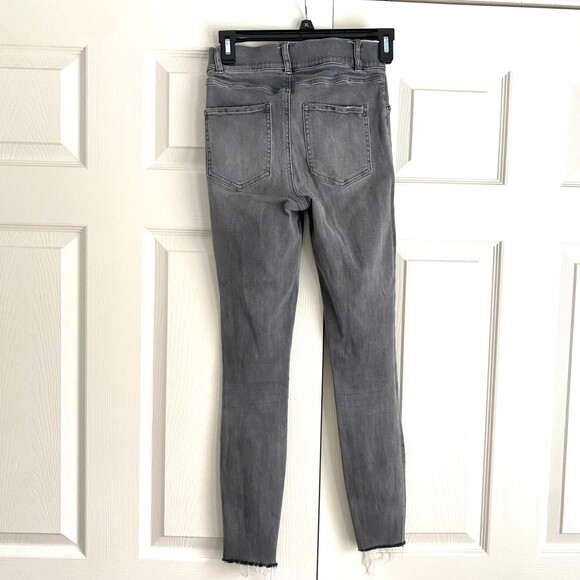SPANX DISTRESSED DENIM LEGGINGS size XS - Picture 3 of 7